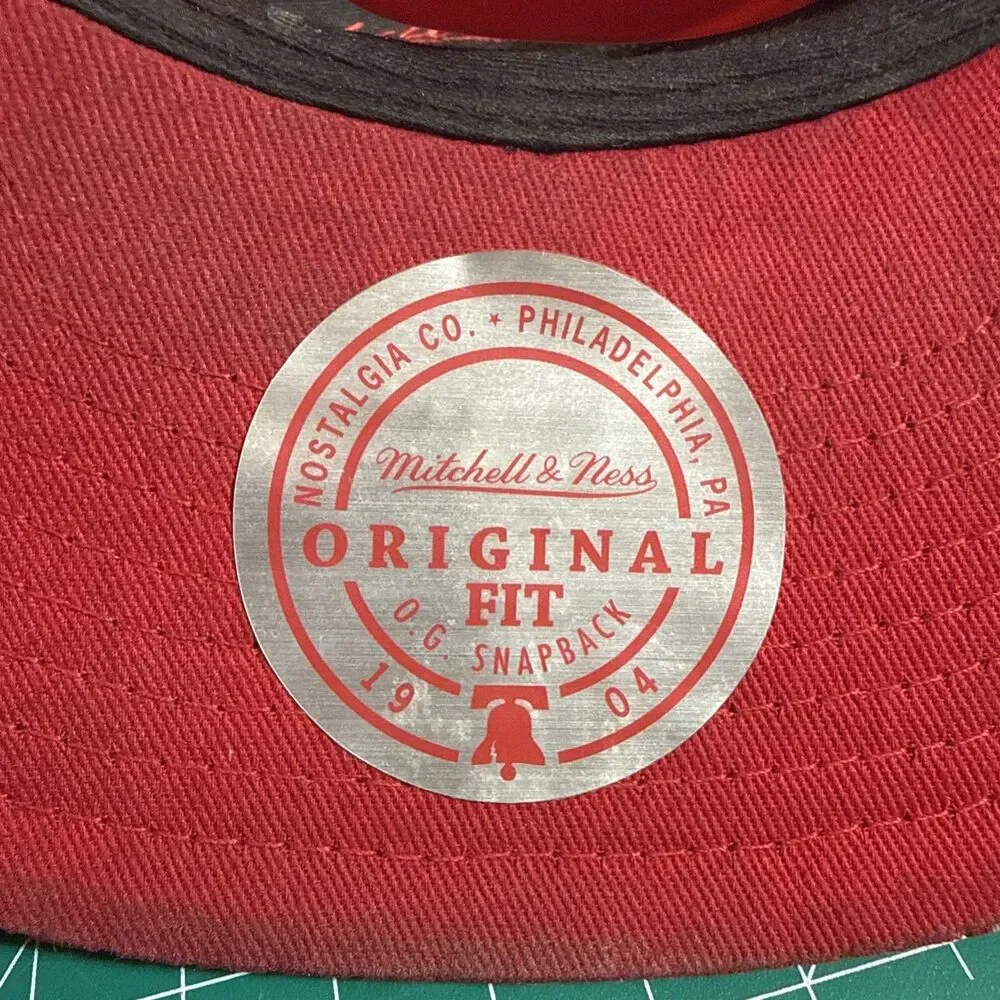 Chicago Bulls Mitchell & Ness Snapback Hat Original Fit Black Red O G SnapBack !